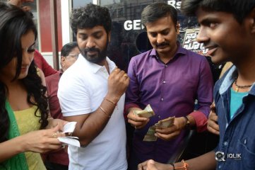 Nela ticket Team Sells Tickets at Sandhya Theatre